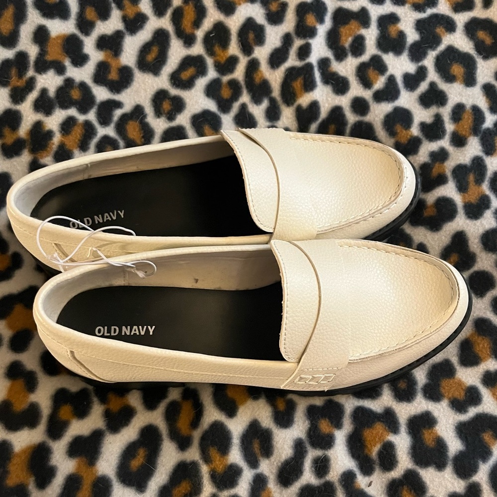 Old Navy Loafers/Flats